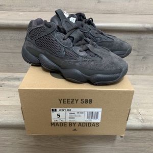 Yeezy Boost 500